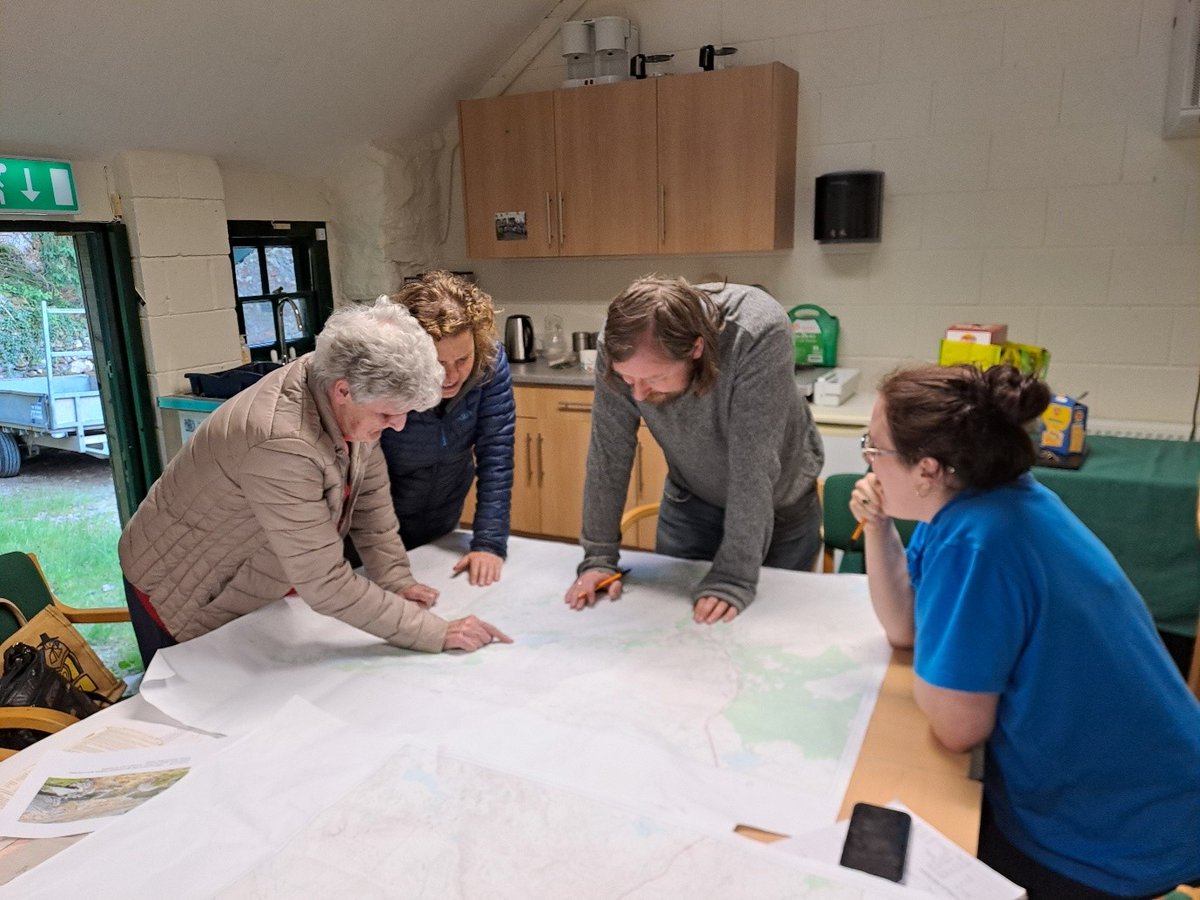 Naomi Jones on <a href="/BBCr4today/">BBC Radio 4 Today</a>  why recording place names in Eryri NP matters. Since May, 15 2024 workshops have captured nearly 6,500 names — now in the List of Historic Place Names in Wales  zurl.co/Dj8ck #Eryri #PlaceNames <a href="/visit_eryri/">Visit Eryri I Snowdonia 🏴󠁧󠁢󠁷󠁬󠁳󠁿</a>