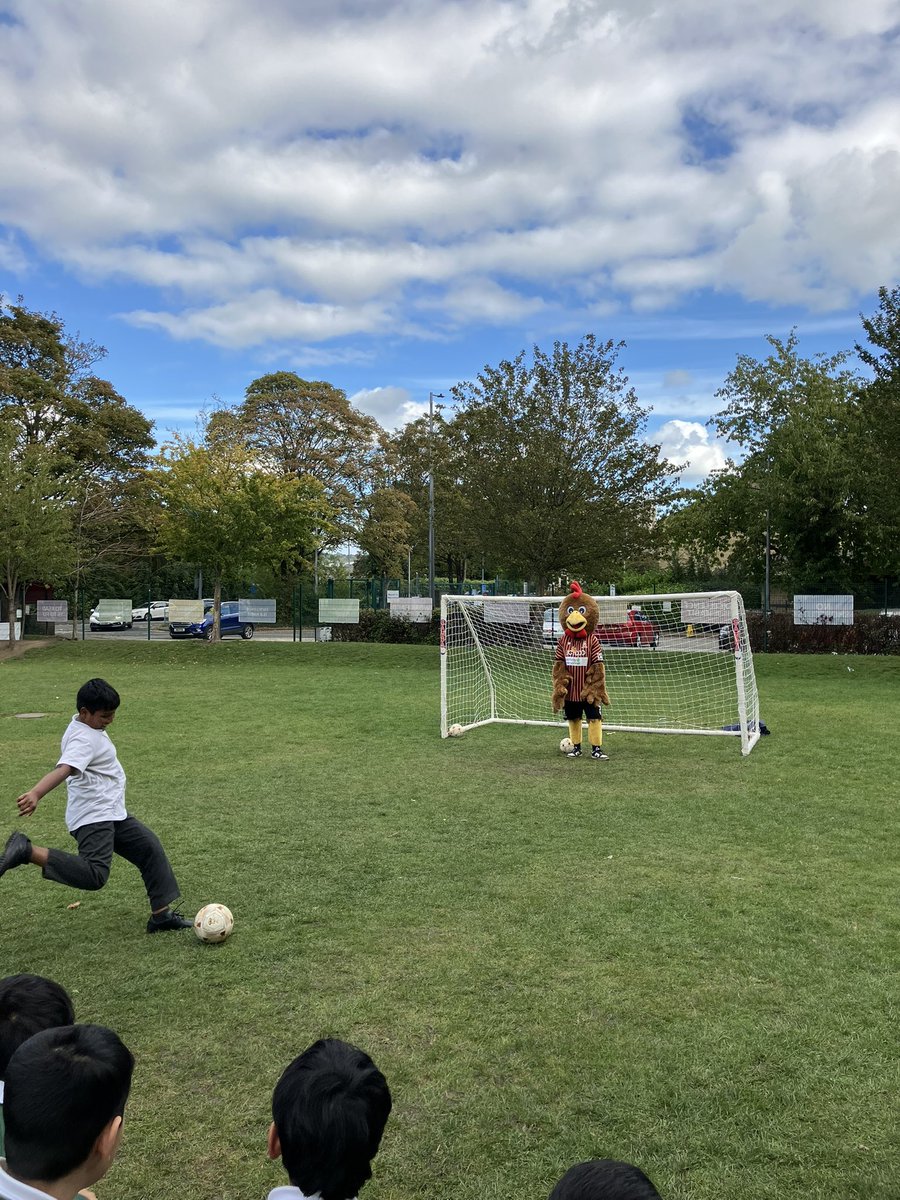 DMP have been having an amazing time doing a sponsored penalty shoot out with <a href="/officialbantams/">Bradford City AFC</a> today! Lots of goals scored and lots of money raised!