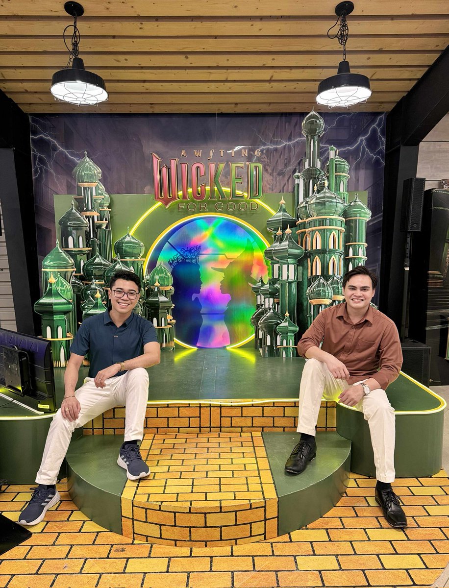 Addiectedd's tweet image. Excited to watch Wicked: For Good with you, @hubbyniaddie!