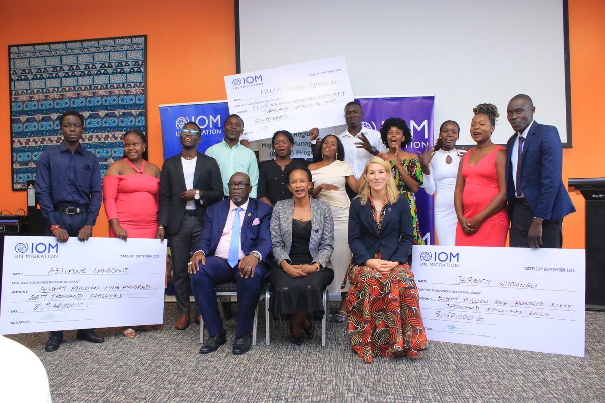 IOM_Uganda's tweet photo. IOM🇺🇬, through the Youth Business Incubator (YBI), has awarded $30,000 in grants to 11 young entrepreneurs to establish sustainable businesses. This initiative, supported by @FCDOGovUK, is enhancing economic resilience and combating youth unemployment. https://t.co/frWPxhIadN