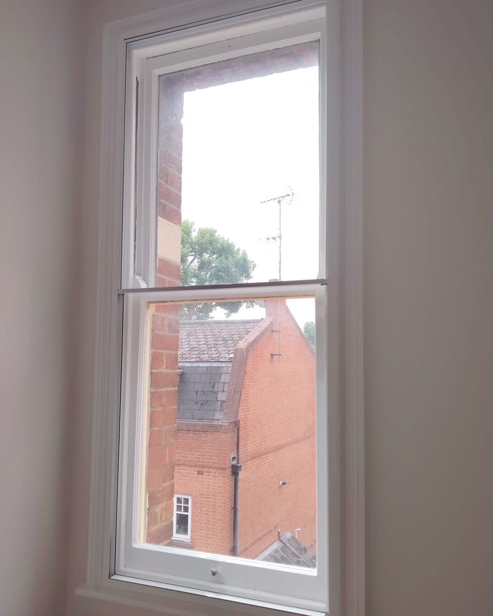 WembleyWindows's tweet image. These elegant Sliding Sash Windows capture the charm of traditional design while delivering the comfort, security, and energy efficiency of modern uPVC. Perfectly fitted, they let in natural light, improve ventilation, and add character to any property. 

#WembleyWindows
