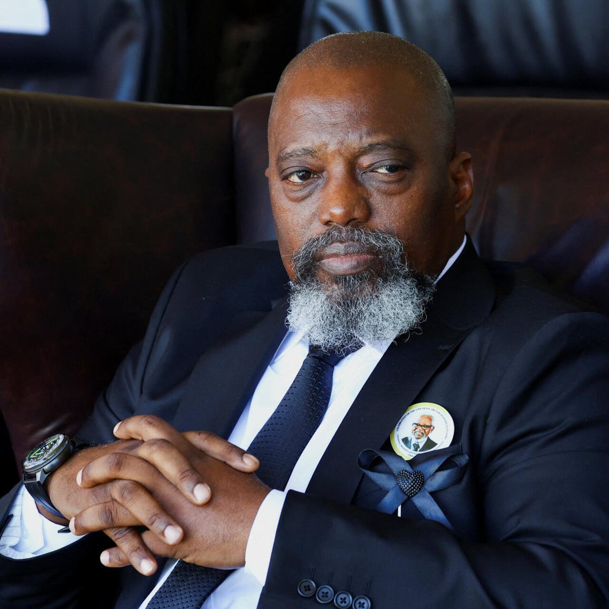 mediacongo's tweet image. Procès #RDC contre Joseph #Kabila : « On va condamner Joseph Kabila pour une Interview imaginaire à RFI et pour des propos de Kikaya Bin Karubi aux États-Unis… », regrette Henoc Diya, cadre du #PPRD