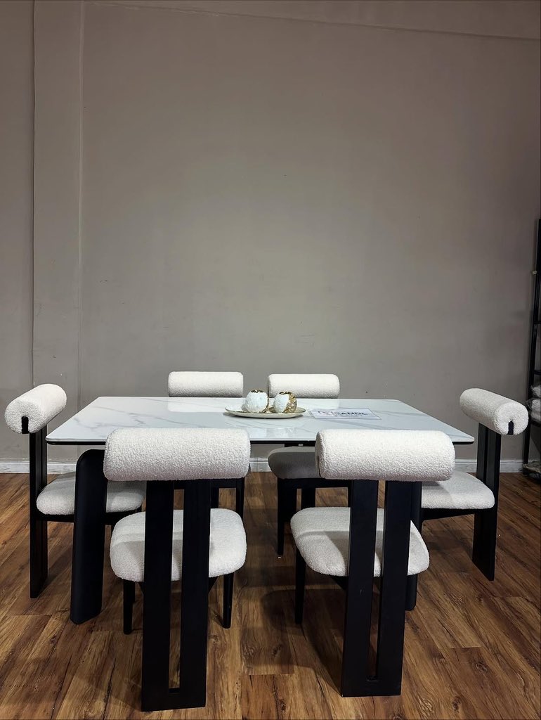 candlng's tweet image. Available!
.
6 Seaters
———-
#DinningSet #Furniture #CandlFurniture