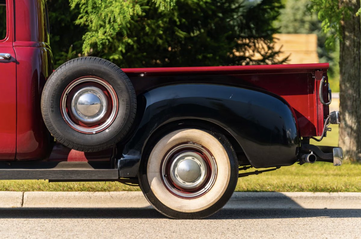 mecum's tweet photo. Offered at Mecum's Fall Special: 1951 Chevrolet 3100 Pickup // Inline-6, 3-Speed

▪️Vehicle Listing: https://t.co/f0ZxbSNwNQ
▪️Register to bid: https://t.co/YkGRnplJLc

#FallSpecial #Mecum #MecumAuctions #WhereTheCarsAre https://t.co/lZX633EC2r