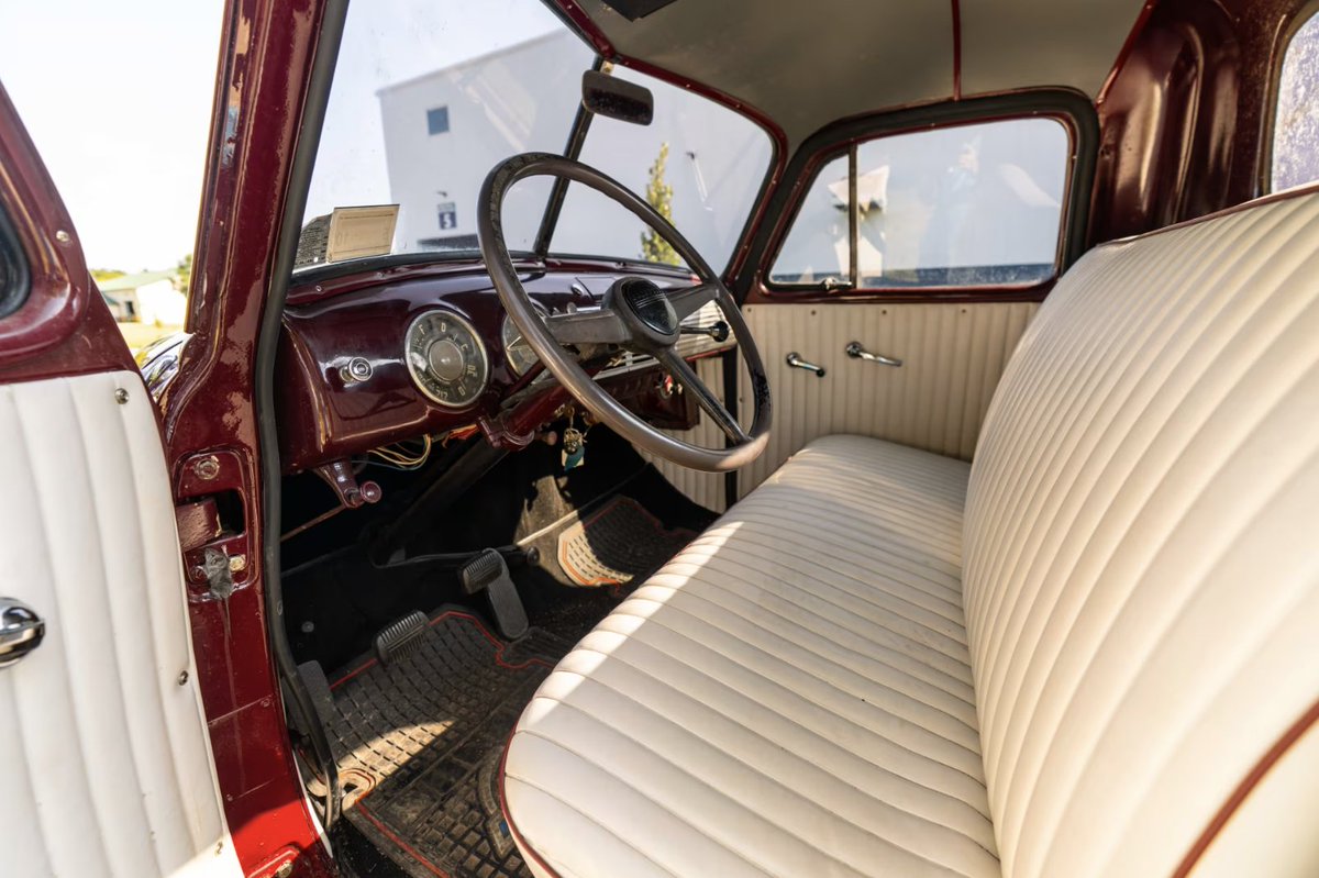 mecum's tweet photo. Offered at Mecum's Fall Special: 1951 Chevrolet 3100 Pickup // Inline-6, 3-Speed

▪️Vehicle Listing: https://t.co/f0ZxbSNwNQ
▪️Register to bid: https://t.co/YkGRnplJLc

#FallSpecial #Mecum #MecumAuctions #WhereTheCarsAre https://t.co/lZX633EC2r