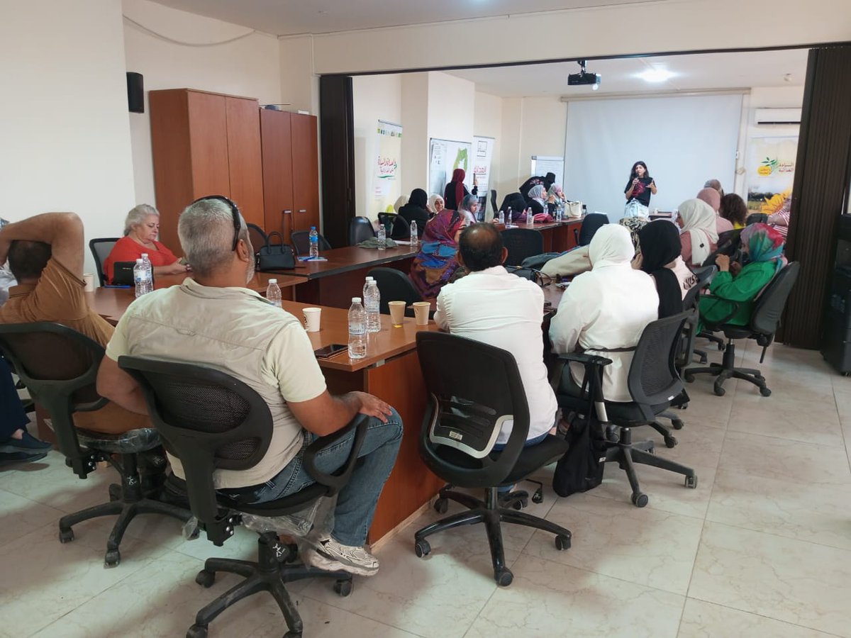 ✊🌾نظمت شبكة سيادة والحركة الزراعية في لبنان <a href="/AgrimovementLb/">Agricultural Movement</a> بالتعاون مع اتحاد بلديات صور - وحدة إدارة الكوارث، النسخة الأولى من مدرسة السيادة الغذائية في #لبنان، تحت شعار: "#السيادة_الغذائية والتنظيم والمقاومة، على مدار الأيام 28-29-30 سبتمبر 2025.

تقرير مفصل خلال أيام.