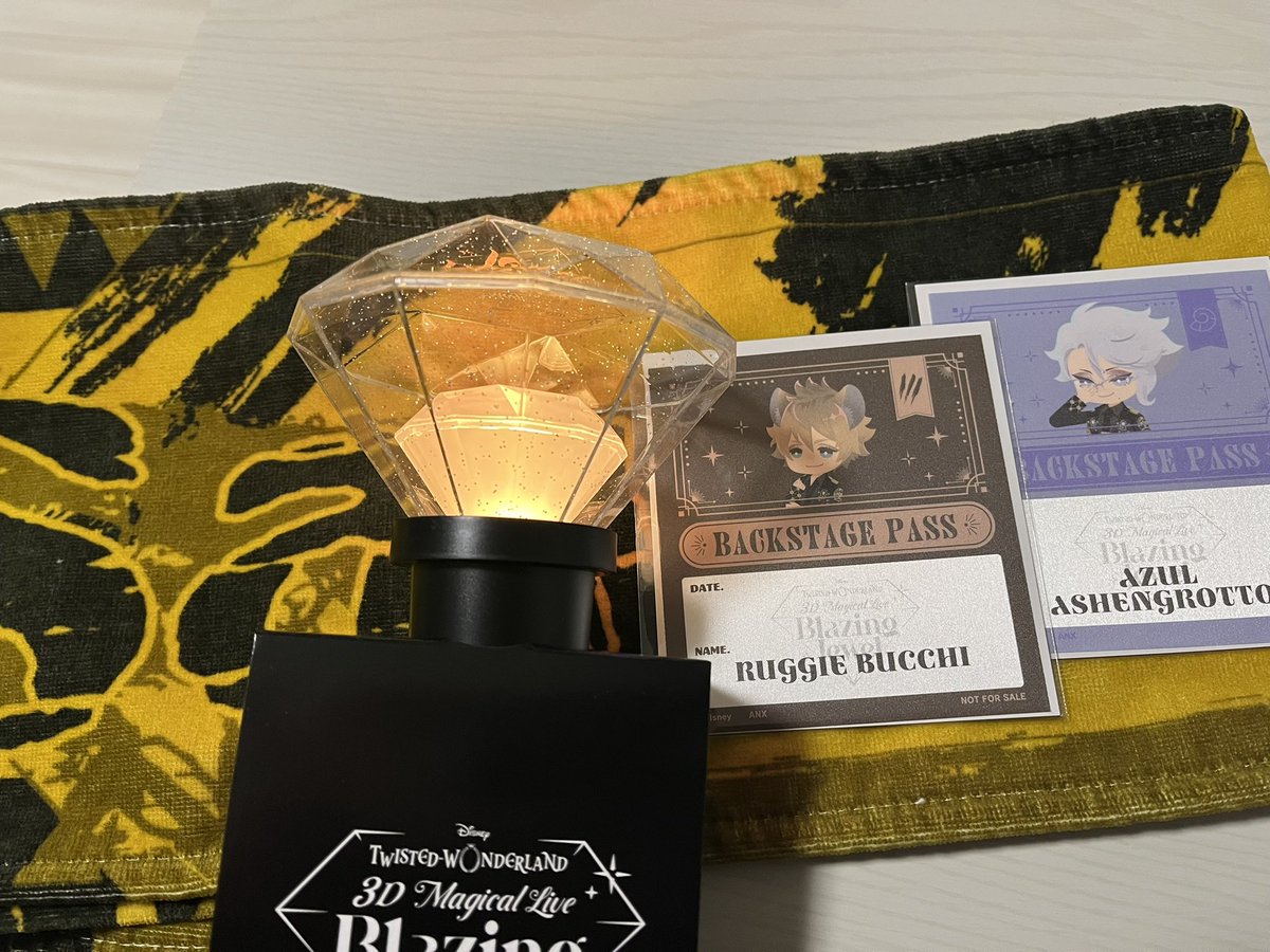 ウオー‼️めちゃくちゃ楽しみになってきた‼️
特典でアズールとラギーが来てくれた✌️