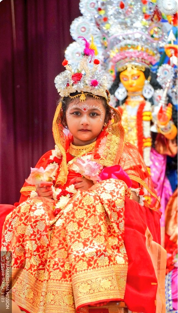 SaffronAgni's tweet photo. #KumariPuja in Belur Math. HQ of Sri Ramakrishna Swami Vivekananda Ashram .
This is how we Sanatan Hindu Civilization treat our 6 year Old Little Girls as Living Gods, epitome of Nari Shakti.
@TulsiGabbard @MaryMillben @NikkiHaley @elonmusk @TRobinsonNewEra @netanyahu @IsraelMFA https://t.co/Nhbr5AnRHV