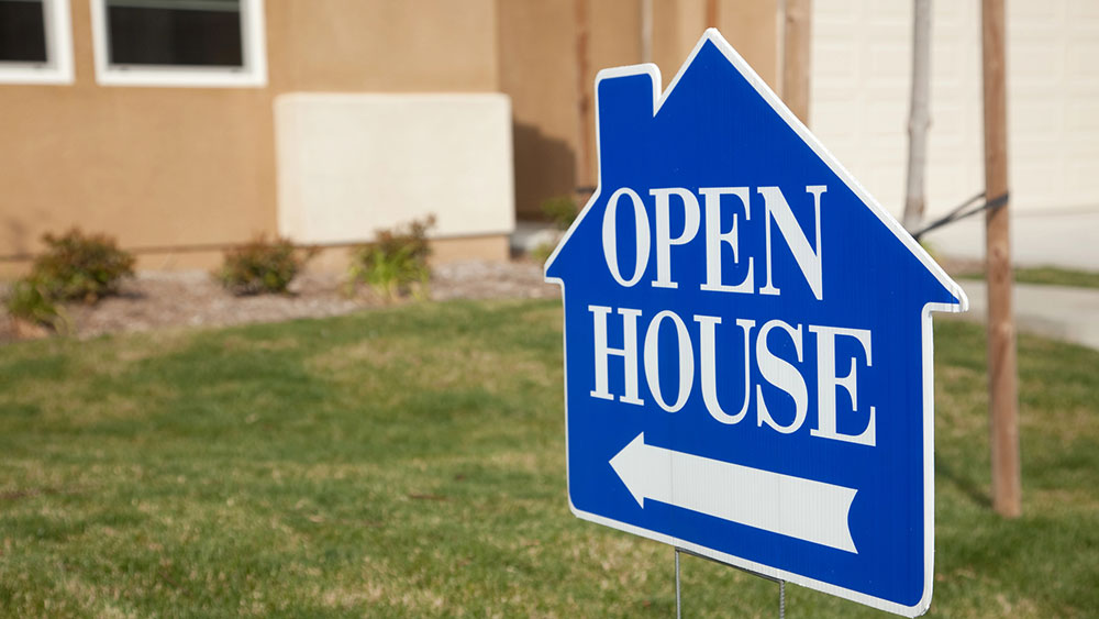 xpertRealtyMrkt's tweet photo. First impressions are paramount in real estate and every home has unique features that set it apart. We have tips for open house do's and don'ts to create a welcoming atmosphere and make your open house shine. https://t.co/gYGCEgOOxL https://t.co/5TXFzsBoKi