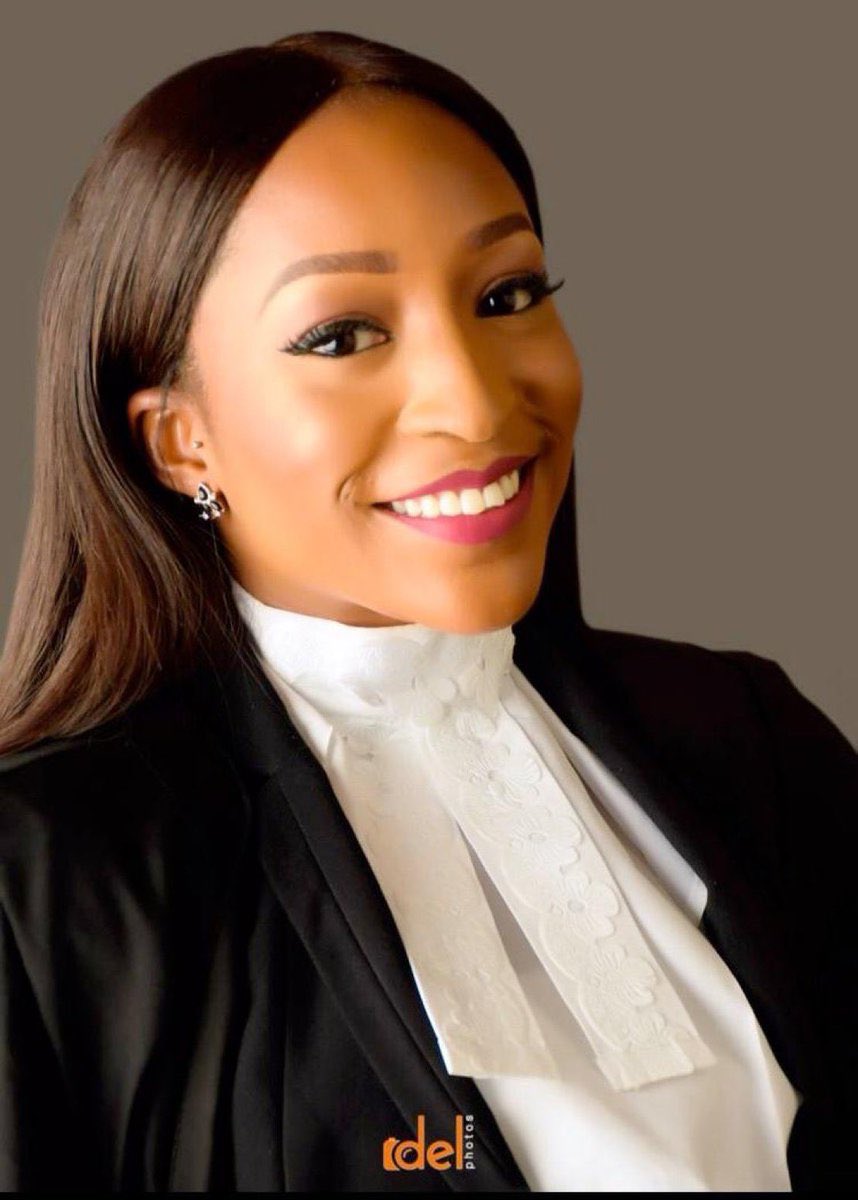 Chidi_OnAir's tweet photo. Every emerging detail about Somtochukwu’s death is just so scary as it leaves you with pangs of anger. Reports have it that about 15 armed robbers had stormed her residence. The thought of having 15 armed robbers in a building carrying out an operation in Katampe without any form https://t.co/3BoVmKFle7