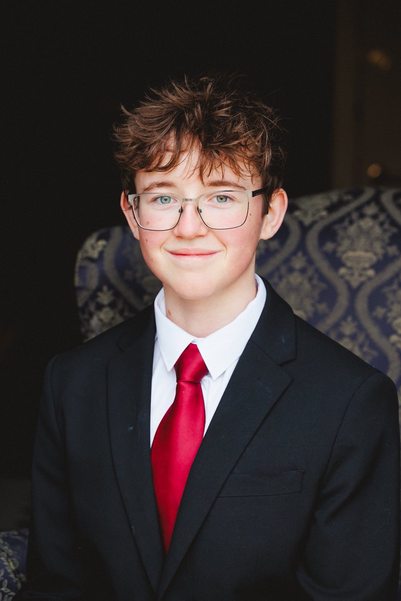 Congratulations to Freddie on being appointed Community Service Prefect and Miles on being appointed Eco Prefect.
#prefectteam #sixthform #proudtobeahallifordian