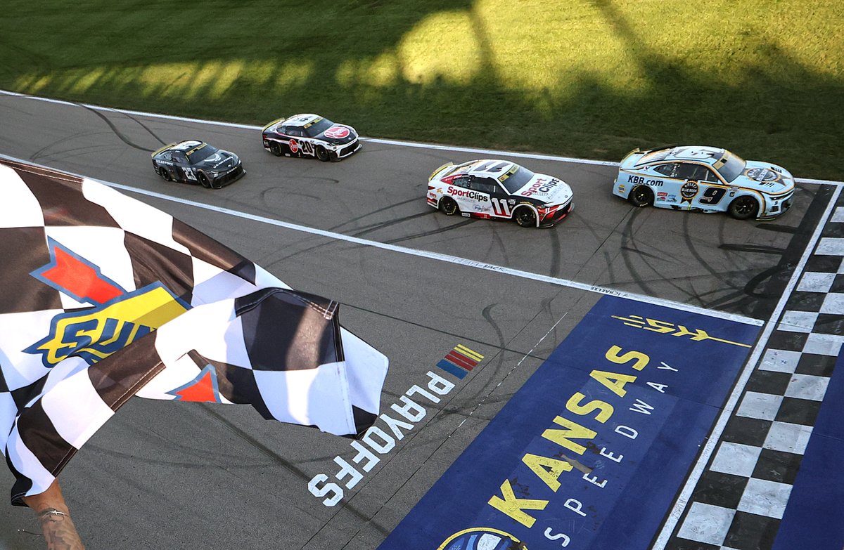 NASCARInsights's tweet photo. Chase Elliott's win at Kansas marked the seventh last lap pass of the 2025 season, the most ever recorded in a Cup Series season. https://t.co/I9FxLV7BgR