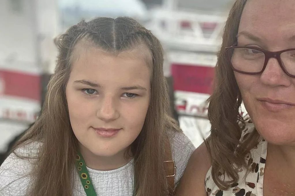 This is absolutely shocking. Lottie Turner, 13, who is disabled, was being driven home from school on Wed 10 Sept. A second man entered the taxi &amp; they drove to an abandoned building in Mansfield Woodhouse, Notts. 

Lottie recorded the two men "ranting aggressively in a foreign