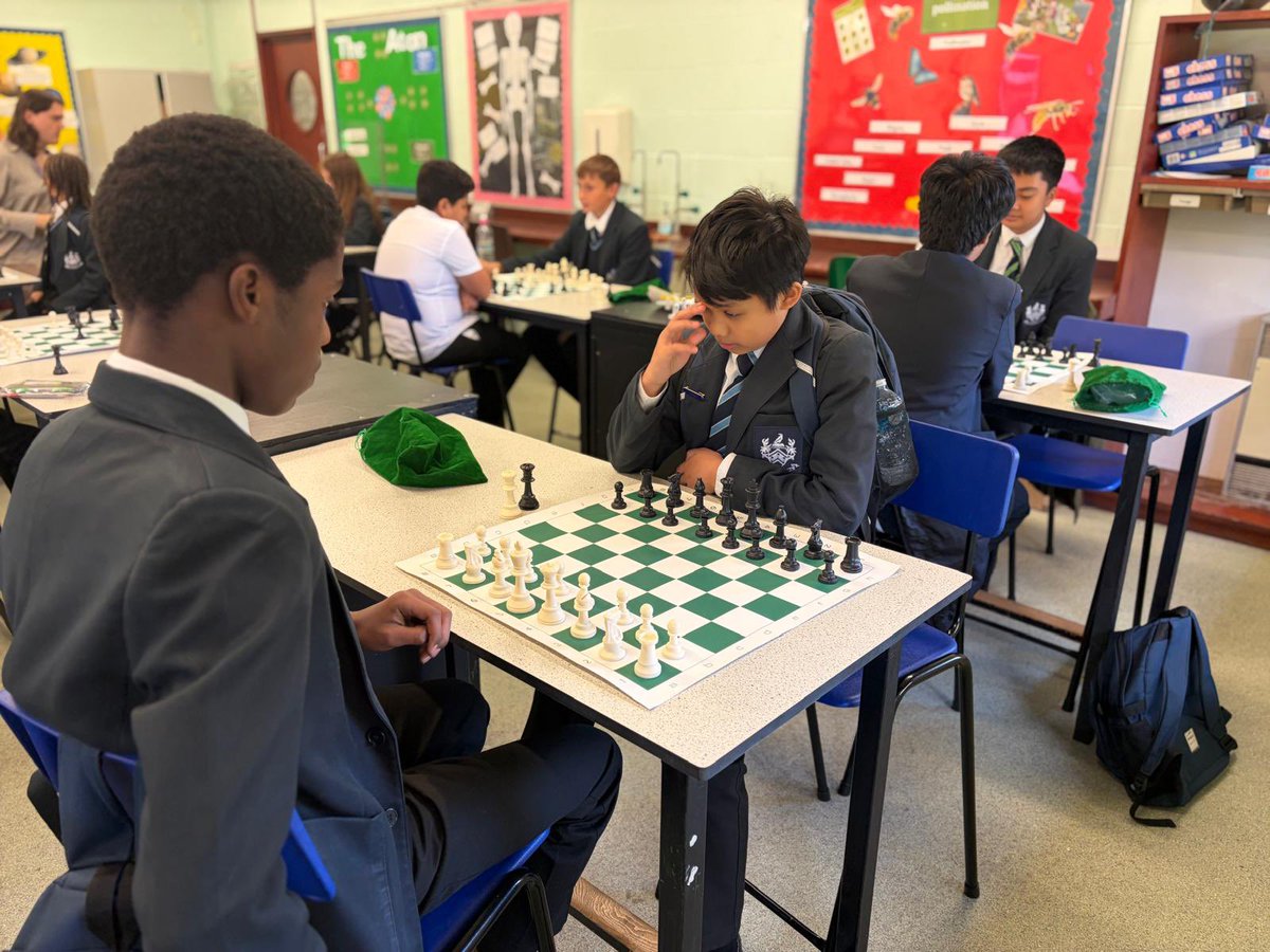 SpringwestA's tweet image. Another great lunch time #chess club.