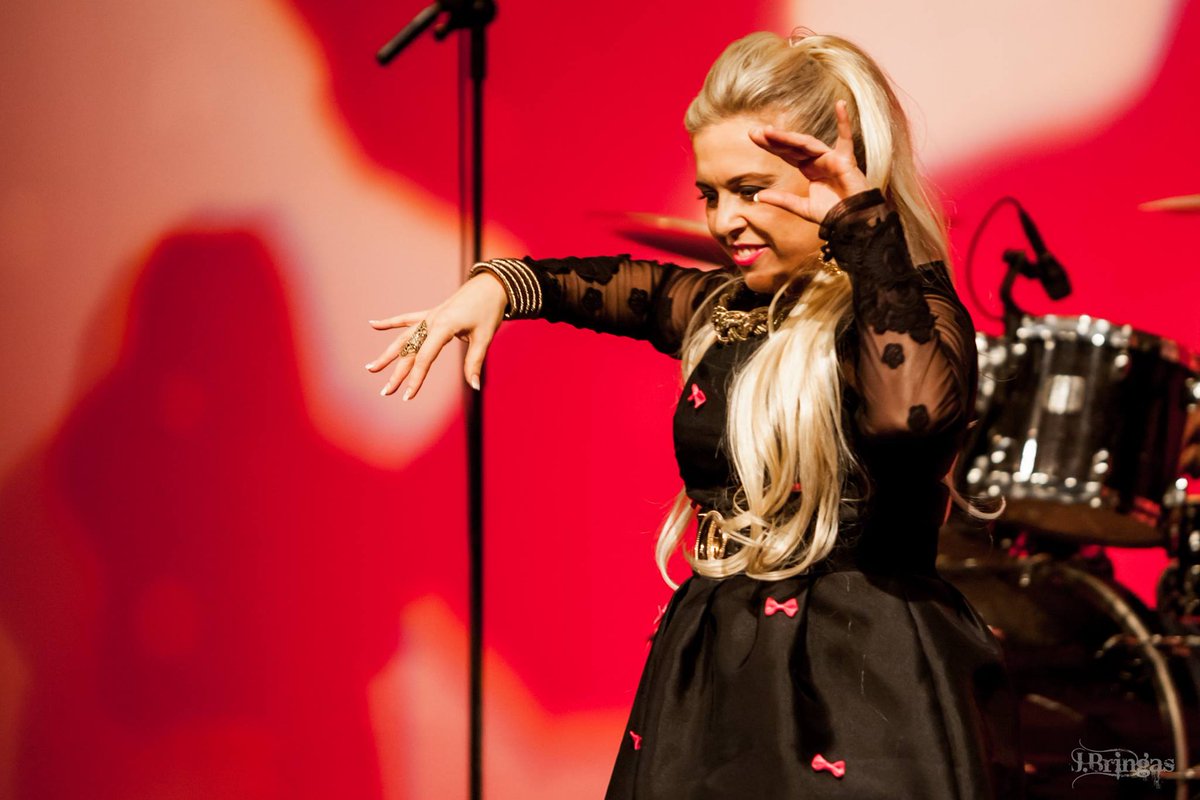 Just 3 days until Supper Club Sessions 🎶
Sat 18 Oct | Manuela Panizzo live | Soul • Jazz • Motown | 3 course dinner 🍴
Dining £30 | Non-dining £10
🎟️ tasty-bean-cafe.square.site
#WatfordEvents #WatfordNights #SupperClub #LiveMusic