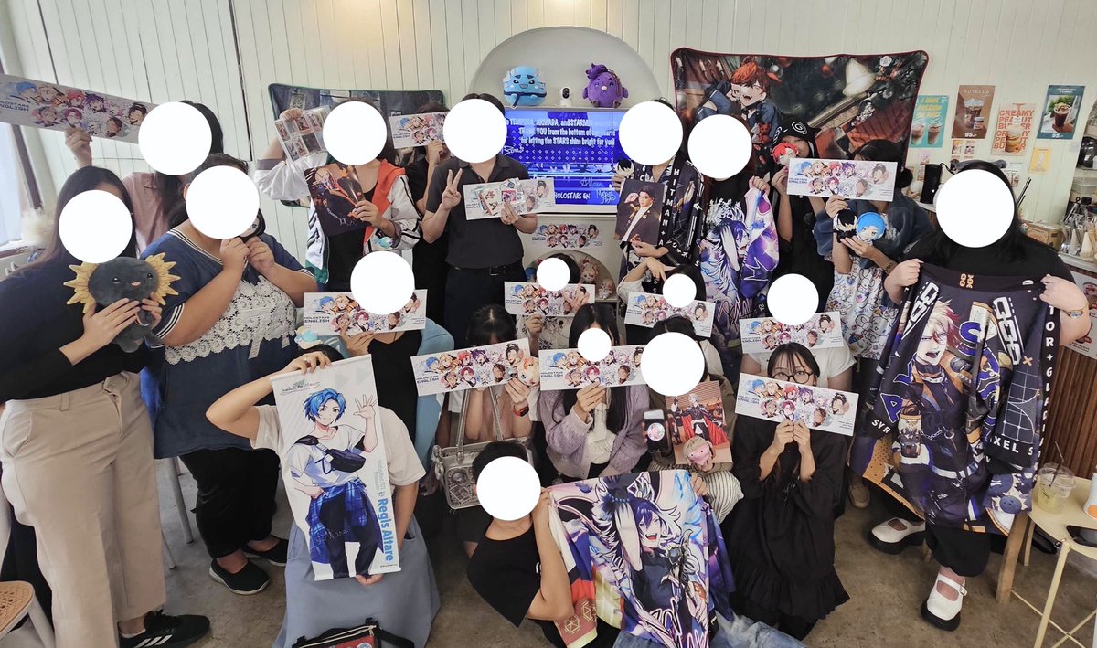 tania🍤 busy tweet media