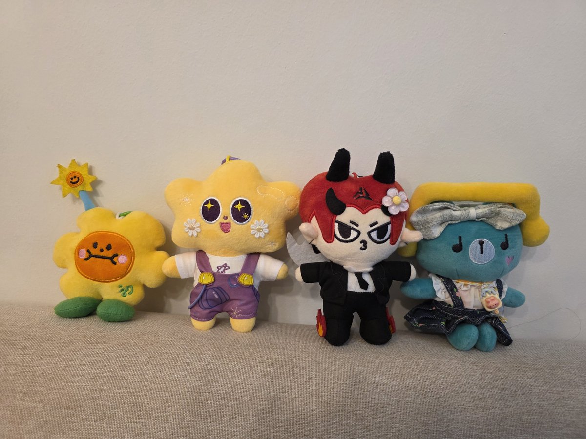 ได้ลูกๆ แจสเปอร์มาครบทุกคนแน้วววว อยู่กันดีๆ อย่าจีบกันนะลูก

#JASPER