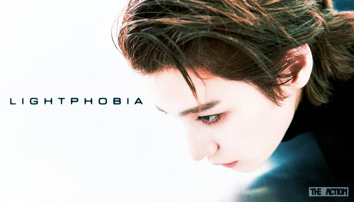 I found myself sitting alone in the isolated room with bright lights, and even though the room was very bright, they still gave it the title of “Lightphobia”