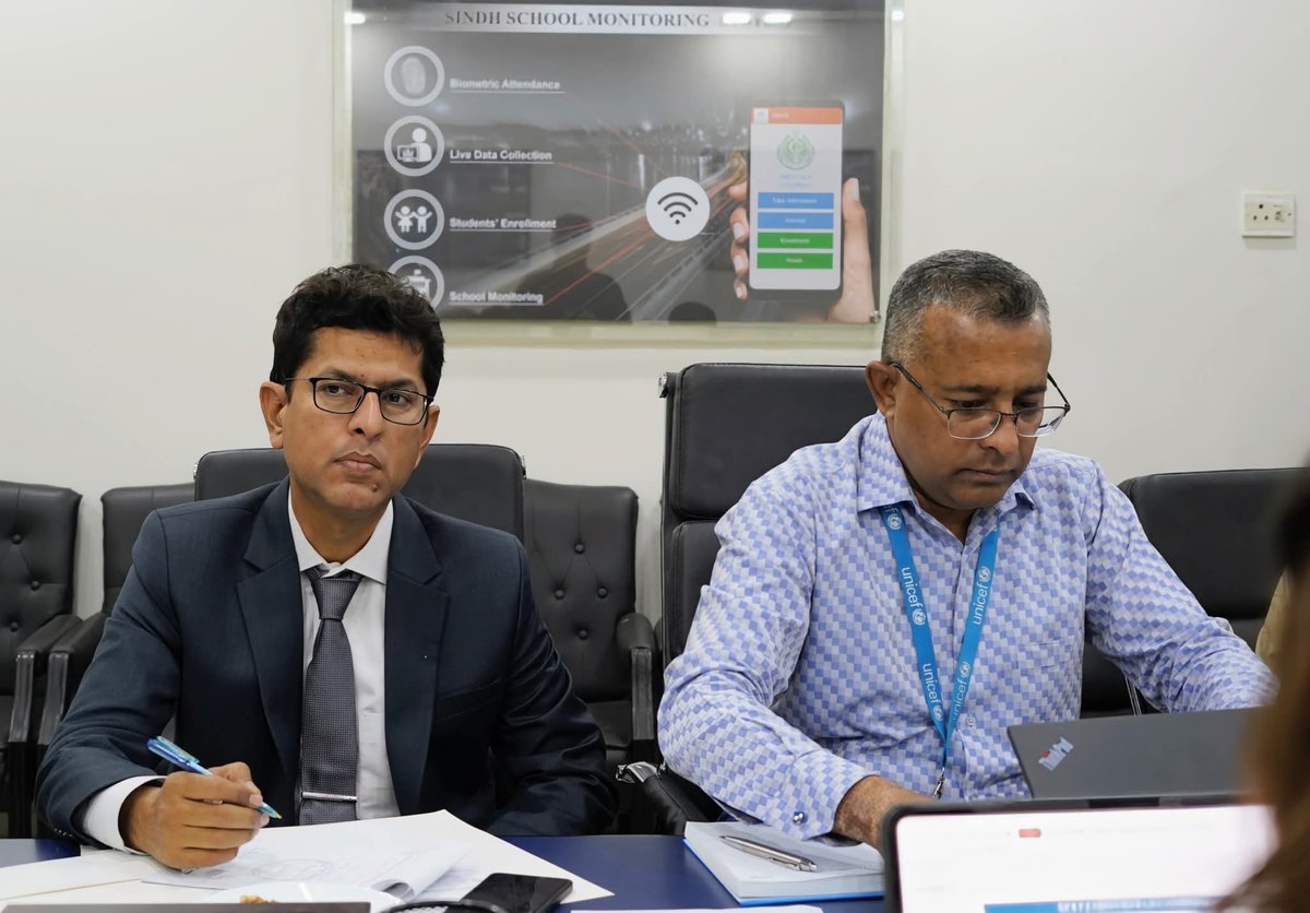 RSU_SELD's tweet photo. Key #updates included teacher capacity-building through continuous professional development, distribution of additional learning materials, early grade assessments, and the upgradation of 295 schools. Leadership and accountability were strengthened through https://t.co/N8DMsUjibK