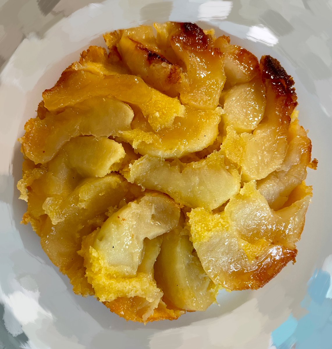 若干失敗したけどタルトタタン作りました！めっちゃ美味しかったのでオススメです！
 #米津玄師  #タルトタタン