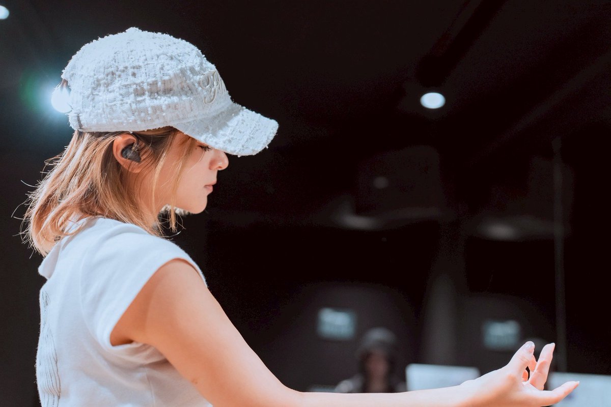 GARNiDELiA メイリア 美依礼芽 CD+DVD フォト トレカ３枚 GARNiDELiA メイリア 美依礼芽 CD+DVD フォト トレカ3枚