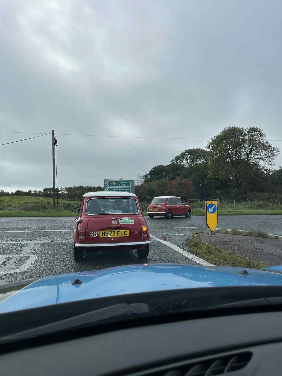 CooperRegister's tweet photo. MINIS TO IRELAND - Sligo to Renvyle
A coastal route for the Minis from Sligo and a lunch halt at the Broadhaven Bay hotel then on to Renvyle
#mini #minicooper #minicoopers #minicooperregister #cartour #classiccartour #ireland #circuitofireland #adventure #ministoireland https://t.co/Bqb8i4586h