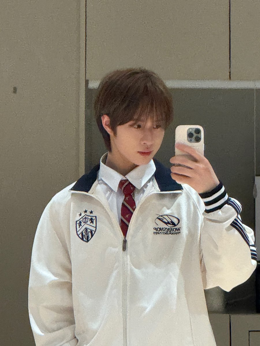 뉴밍ᰔ tweet media