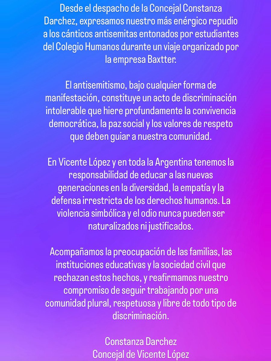 Repudio Total 📣
El antisemitismo es inaceptable en nuestra sociedad.
El odio nunca puede ser parte de la educación.
La política es compromiso con la convivencia, no con la discriminación.
<a href="/FACA_arg/">Foro Argentino Contra el Antisemitismo</a> 
<a href="/DAIAArgentina/">DAIA</a>