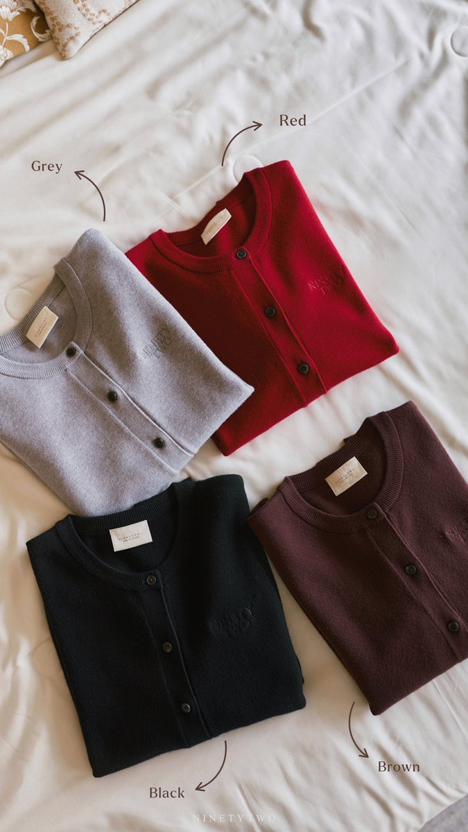 NINETYTWO GENTLE DAYS COLLECTION PH GO

HEADSCARF
✨P2600+LSF
✨Colors: Red &amp; Brown

CARDIGAN
✨P4850+LSF
✨Grey, Red, Black &amp; Brown

✅COD for previous clients, P500 DP for new clients
✅Will be shipped via air cargo
✅ETA: Mid October

Please retweet. ♥

#NINETYTWO