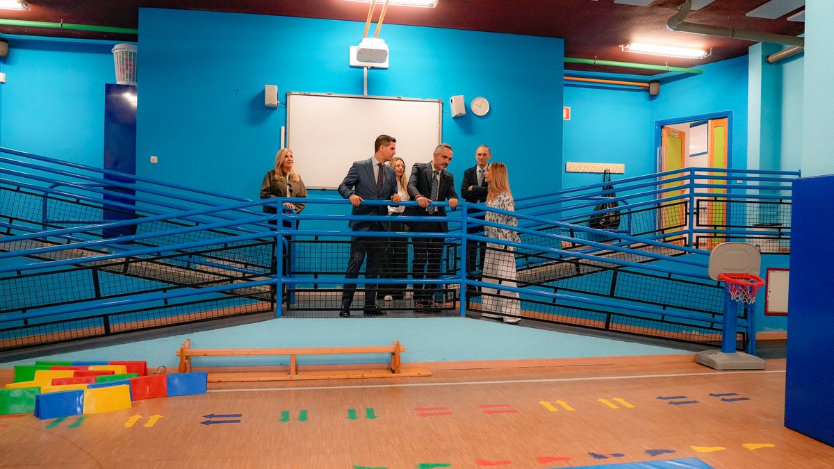 Manuel Bautista (@mbautista_pp) on Twitter photo 🏫 El CPEE Miguel de Unamuno es un ejemplo del trabajo imprescindible que realizan los centros de educación especial en nuestra región. Hoy he tenido la oportunidad de visitarlo junto al consejero de Educación, <a href="/EVicianaDuro/">Emilio Viciana</a>, y comprobar, una vez más, el valor de una atención 🏫 El CPEE Miguel de Unamuno es un ejemplo del trabajo imprescindible que realizan los centros de educación especial en nuestra región. Hoy he tenido la oportunidad de visitarlo junto al consejero de Educación, <a href="/EVicianaDuro/">Emilio Viciana</a>, y comprobar, una vez más, el valor de una atención