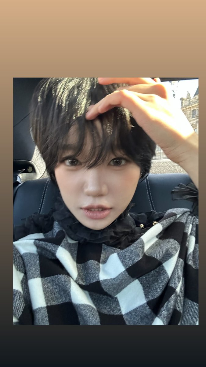 JOYURI_011022's tweet photo. 250930 #조유리 인스타 스토리 https://t.co/JnTob64qtE