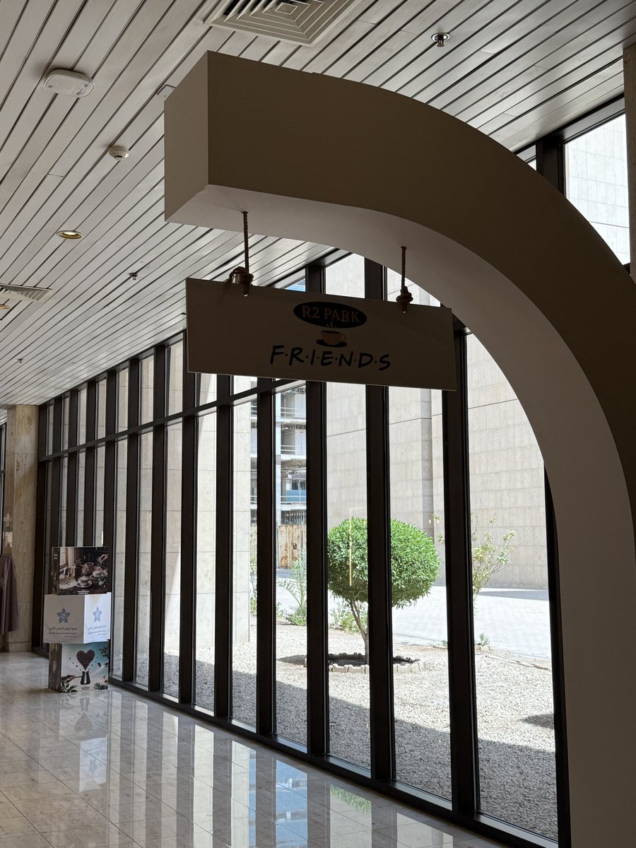 اول يوم لنا في مادة 
High-Risk Pregnancy 🤰🏻 
و اعطونا بطايق تدريب 
🌟💕🌸