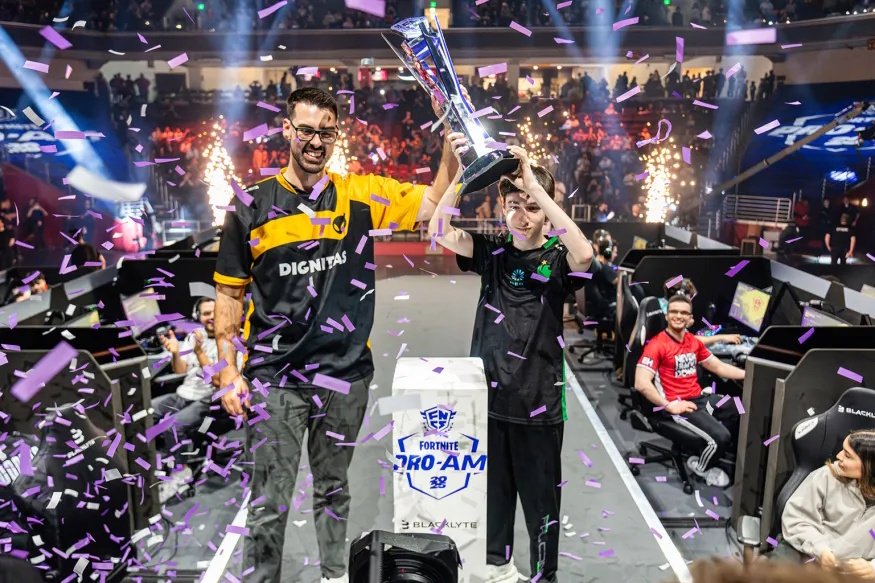 FortniteComp🏆Stats (@fnstatsinfo) on Twitter photo 💸Players with the most earnings in 2025, in the world 🌎🔹Top 8️⃣🔹
🥇🔸🇺🇸<a href="/PeterbotFN/">Peterbot</a> 💲310,600
🥈🔸🇸🇪<a href="/pixiefnbr/">HvK pixie</a> 💲272,857
🥉🔸🇩🇰<a href="/MariusCOW/">M8 MariusCOW</a> 💲262,424
4️⃣🔸🇺🇦<a href="/vanyak3kk/">M8 Vanyak3k</a> 💲255,056
5️⃣🔸🇷🇺<a href="/SwizzY281/">M8 SwizzY281</a> 💲243,397
6️⃣🔸🇷🇸<a href="/QueasyFN/">Twis Queasy</a> 💲243,397
7️⃣🔸🇱🇻<a href="/Merstach/">M8 Merstach</a> 💲226,933
8️⃣🔸🇺🇸<a href="/coldfv/">twis cold</a> 💲215,525 💸Players with the most earnings in 2025, in the world 🌎🔹Top 8️⃣🔹
🥇🔸🇺🇸<a href="/PeterbotFN/">Peterbot</a> 💲310,600
🥈🔸🇸🇪<a href="/pixiefnbr/">HvK pixie</a> 💲272,857
🥉🔸🇩🇰<a href="/MariusCOW/">M8 MariusCOW</a> 💲262,424
4️⃣🔸🇺🇦<a href="/vanyak3kk/">M8 Vanyak3k</a> 💲255,056
5️⃣🔸🇷🇺<a href="/SwizzY281/">M8 SwizzY281</a> 💲243,397
6️⃣🔸🇷🇸<a href="/QueasyFN/">Twis Queasy</a> 💲243,397
7️⃣🔸🇱🇻<a href="/Merstach/">M8 Merstach</a> 💲226,933
8️⃣🔸🇺🇸<a href="/coldfv/">twis cold</a> 💲215,525