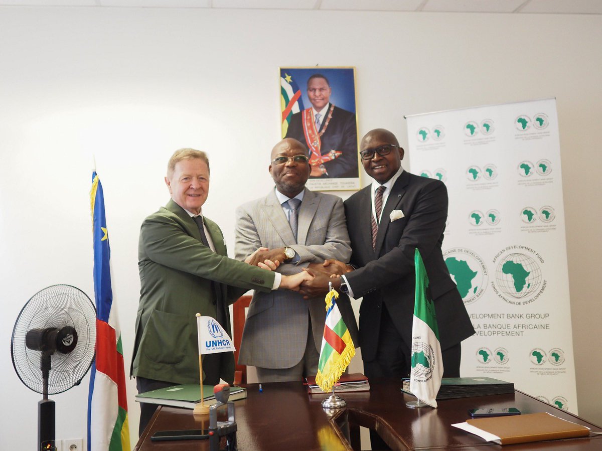 UNHCR_CAR's tweet photo. Milestone for the CAR Solutions Support Platform! 
🤝 Today, the Gov’t of CAR, @AfDB_Group &amp; UNHCR signed a $3M, 3-year agreement to support Yaoundé Declaration signatory countries 🇨🇫 🇨🇲 🇹🇩 🇨🇬 🇨🇩 🇸🇩 🇸🇸 in advancing durable solutions for Central African refugees, IDPs &amp; returnees. https://t.co/f4Zs2FlPou