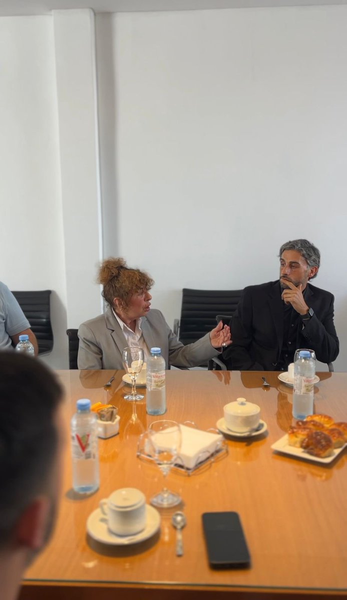 Junto a <a href="/guidohgarcia/">guido</a> nos reunimos con autoridades del Colegio de Escribanos y del Colegio de Agrimensores, quienes nos compartieron sus aportes y la satisfacción por el proyecto de Régimen de Regularización Simplificada de Construcciones no Declaradas.