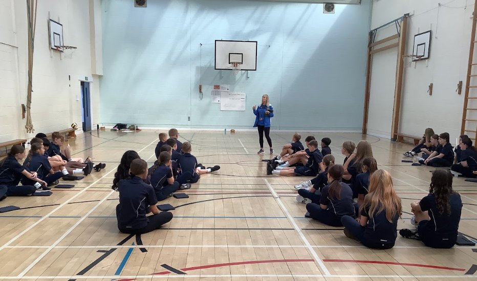 Last week, a group of Year 9 students took part in an exciting Leadership Training Programme to develop their confidence, communication, and teamwork skills.
We’re incredibly proud of how they’ve risen to the challenge!
@yourschoolgames <a href="/DudleySouthSGO/">Rachel Boden</a> @youthsporttrust.