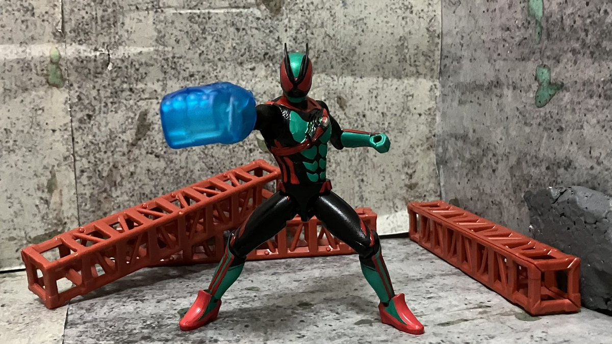 hiro322magical's tweet photo. こういうことも一応できるのね。
肘可動ほぼ死んでるけどw https://t.co/F0zyLsd8ql