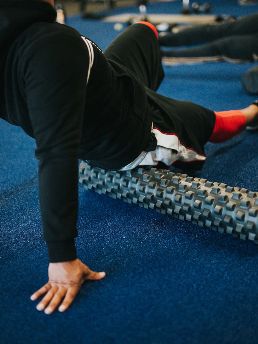ExcelSpineSRPC's tweet image. Start with a Gentle Warm-Up: Before diving into your physical therapy exercises, spend about 5-10 minutes warming up your muscles.
