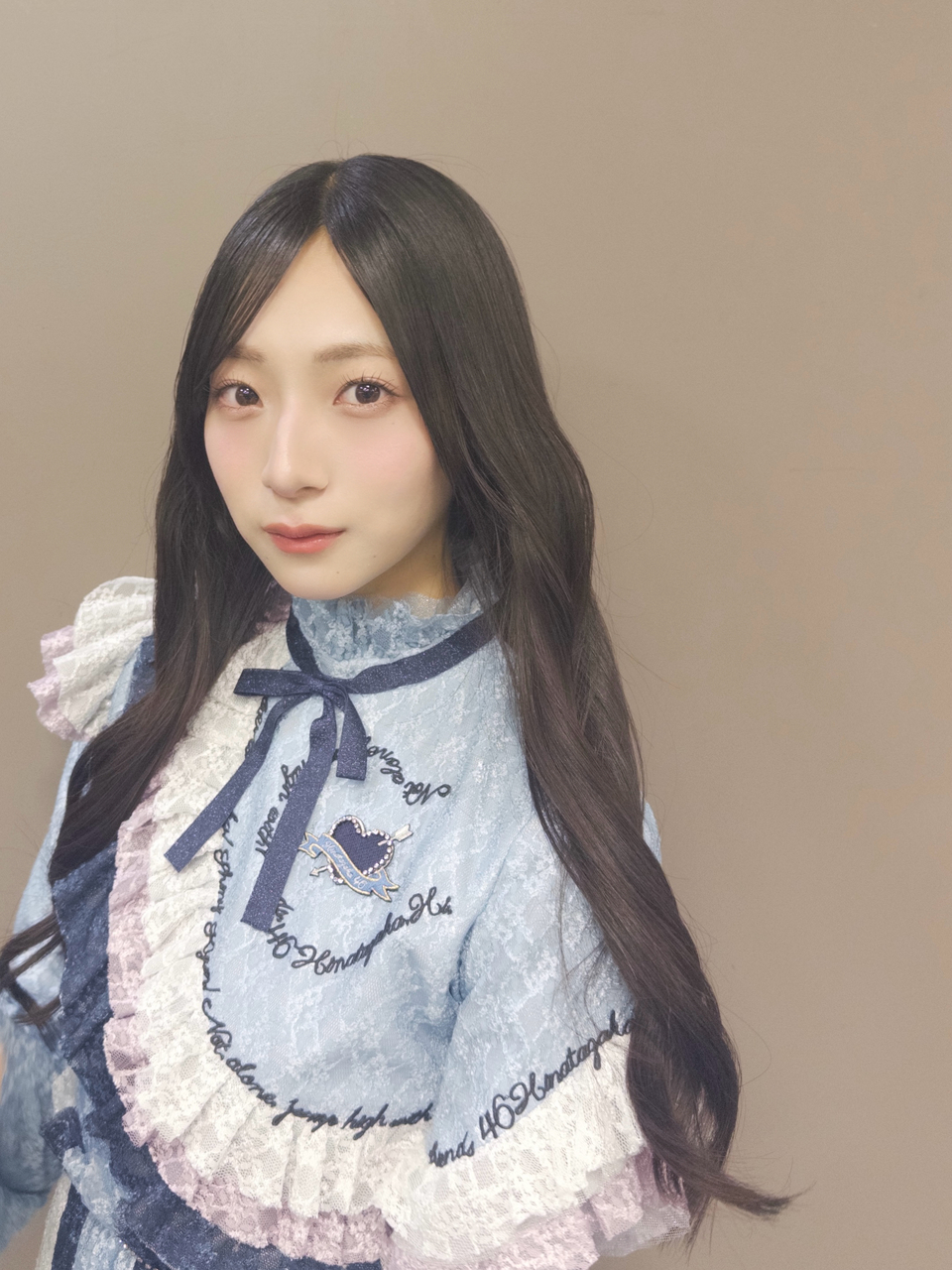 宮地すみれ 直筆 Tシャツ ひな誕祭2023 61h8TmduqYL._UF350,350_QL50_.jpg