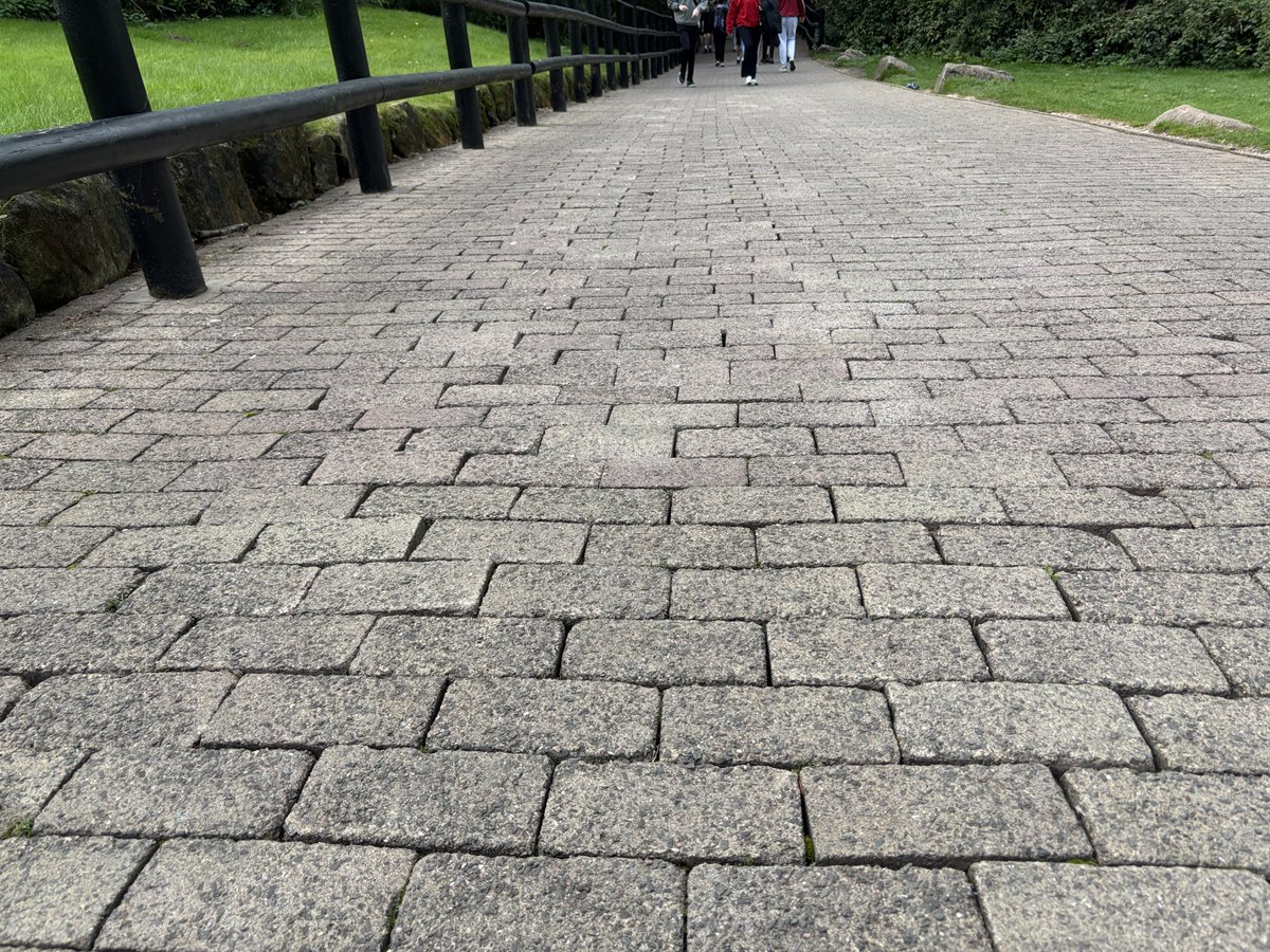 dean8001's tweet photo. Next upcoming #DeathTrap ⚠️

@altontowers #TripHazard #Unevensurface https://t.co/Wjm5SrzAsV