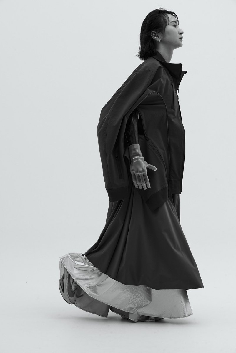 saetsuji's tweet image. BIFRUCATUM 
MEETS the FORM 

Thank you for having me!

Brand:BIFRUCATUM  
Designer:Naoko Kawamura 
Photographer: Minori Shibata
H/M:  Saki Yoshida