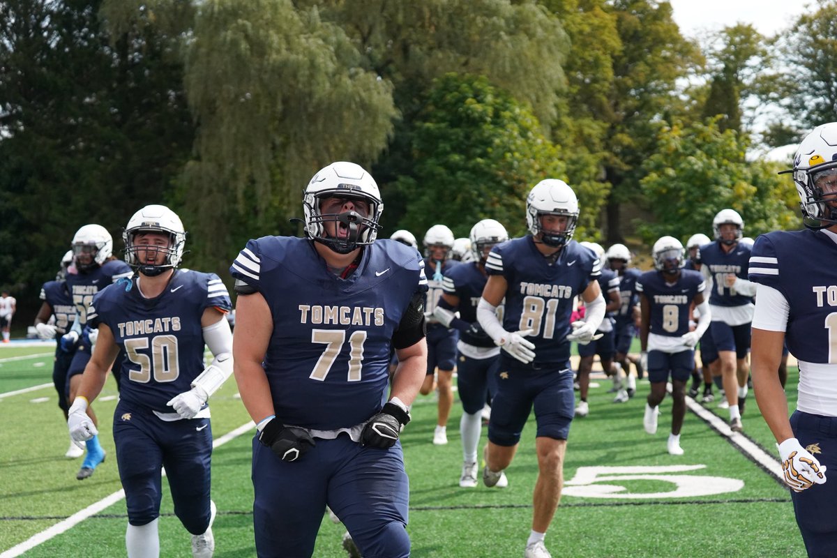 🏈 Scenes from Thiel’s Homecoming Football game against Waynesburg 🔥

#TomcatPride | <a href="/PAC_Athletics/">Presidents’ Athletic Conference</a>