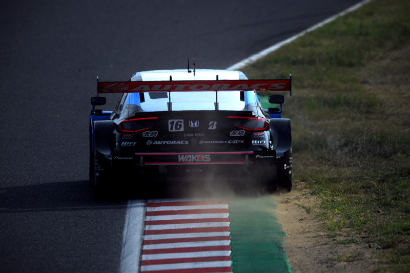 azuazu03171's tweet photo. #SuperGT #SUZUKA
#Motorsports #GO_TO_CIRCUIT
#ARTA #HONDA #CIVIC #TypeR
#BRIDESTONE #POTENZA
#Nikon #D3X
#AFS_Nikkor #400mm
s a y o n a r a https://t.co/3LqV1RQ7gu