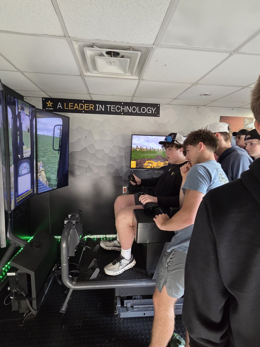 Joe Willis (@joefwillis) on Twitter photo The ultimate STEM experience from the <a href="/USArmy/">U.S. Army</a> for our <a href="/HHSBlackcats/">Herculaneum High School</a> students. The greatest military force in the world pouring into our greatest asset, our Kids.   <a href="/BlackcatMatt/">Matt Lichtenstein</a> <a href="/DrClintFreeman/">Dr. Clint J. Freeman</a> <a href="/dix_stephanie/">Stephanie Dix</a> The ultimate STEM experience from the <a href="/USArmy/">U.S. Army</a> for our <a href="/HHSBlackcats/">Herculaneum High School</a> students. The greatest military force in the world pouring into our greatest asset, our Kids.   <a href="/BlackcatMatt/">Matt Lichtenstein</a> <a href="/DrClintFreeman/">Dr. Clint J. Freeman</a> <a href="/dix_stephanie/">Stephanie Dix</a>