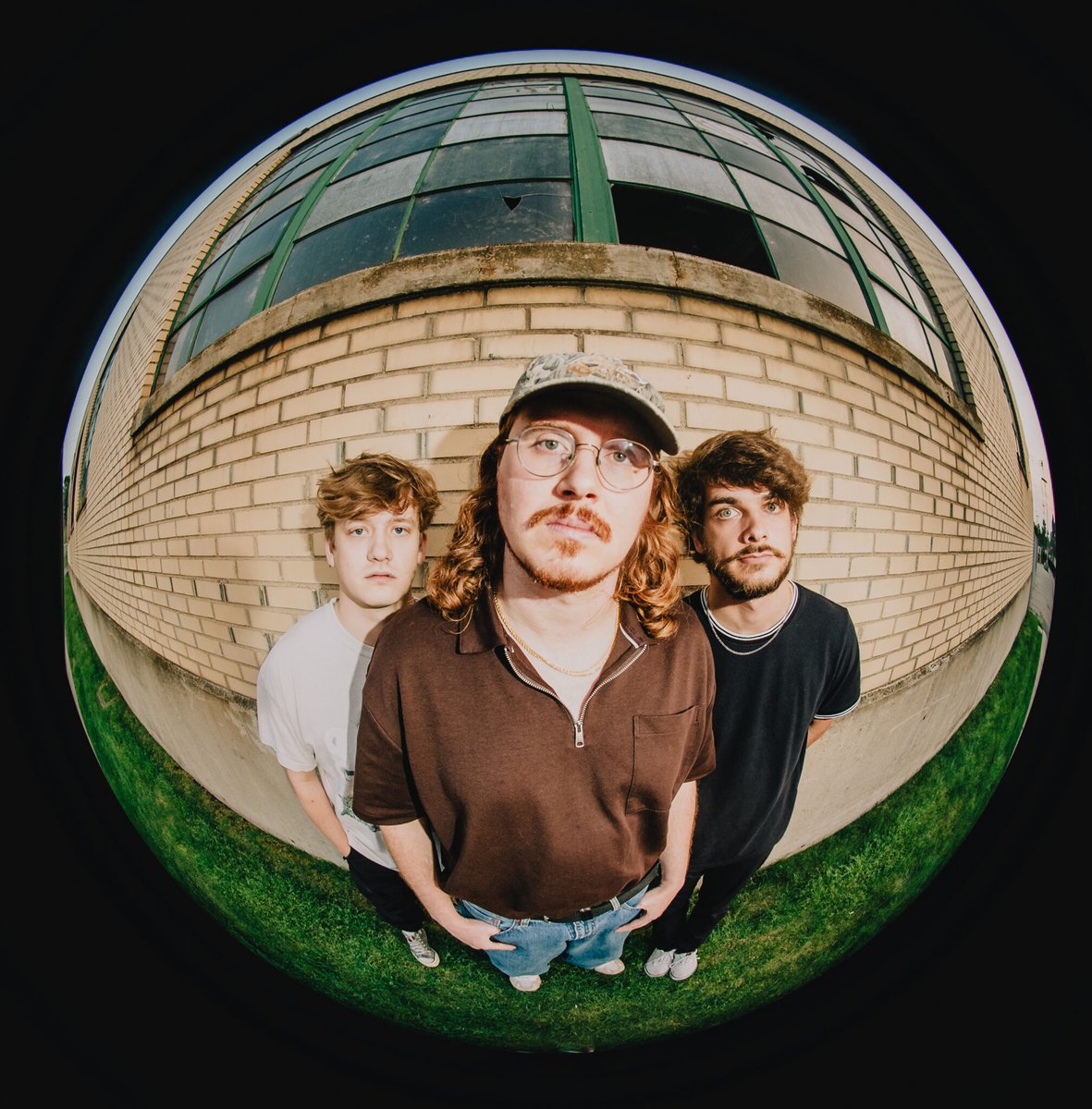 melodicmag's tweet image. Ahead of the release of their new album 'these things happen,' @saypband sat down for Melodic Magazine's Issue 017 to talk Midwest Emo, the making of their new LP, and musical inspirations. melodicmag.com/interviews/sat…