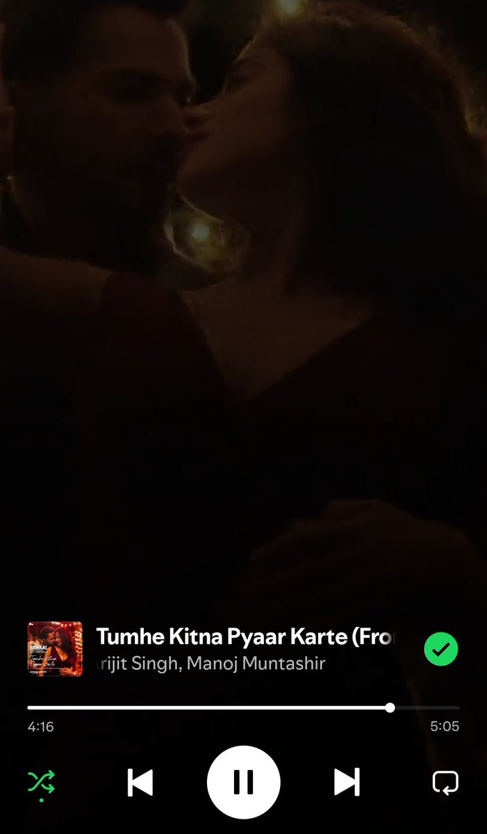 ritsiecore's tweet photo. idk about y'all but for me these two songs sit on the same table https://t.co/7T1TabbjtB