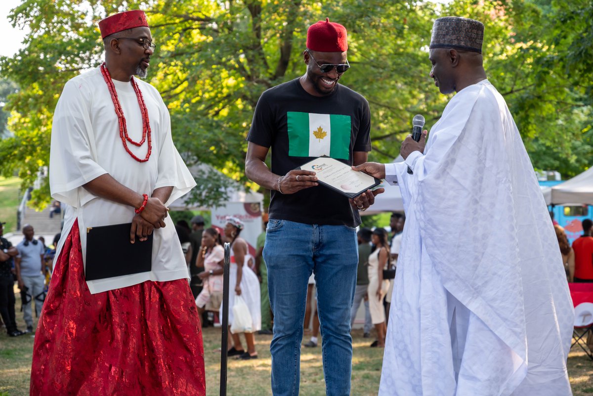 effodu's tweet image. Grateful to have received the 2025 Headlamp Award for Research Excellence in Artificial Intelligence and Law, in recognition of contributions toward reshaping communities in line with @UN's @SDG2030, celebrated by the Mayor of Brampton, Ontario and the High Commissioner to Canada