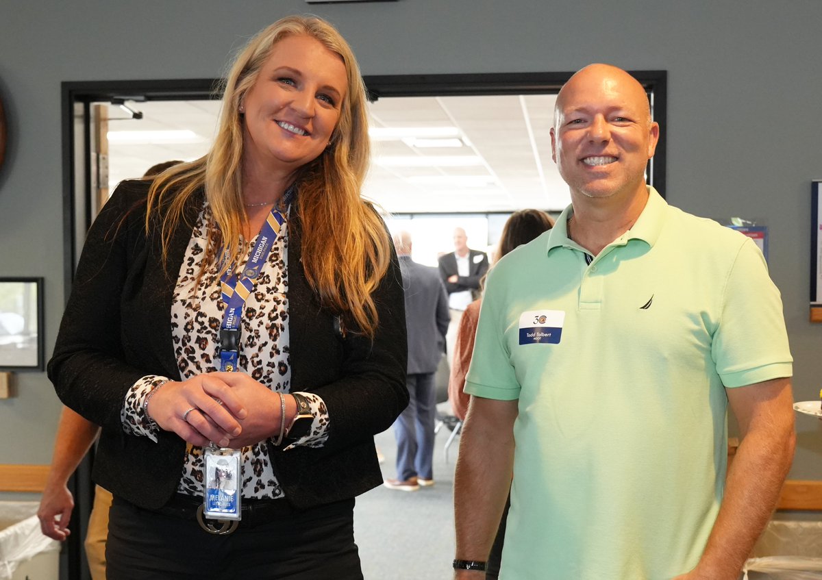 MPSCS's tweet image. From the U.P. to the Indiana and Ohio borders, @MichiganDOT crews rely on MPSCS with 1,700+ radios in service. Together they’ve streamlined training, unified templates, and meet regularly to ensure safe, reliable communications statewide. 

#MPSCS30Years #MDOT