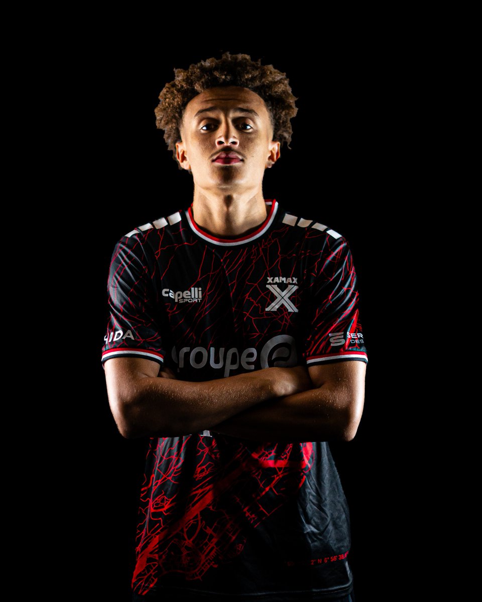XamaxFCS's tweet image. 🎭

#SangRougeNoir #FDV