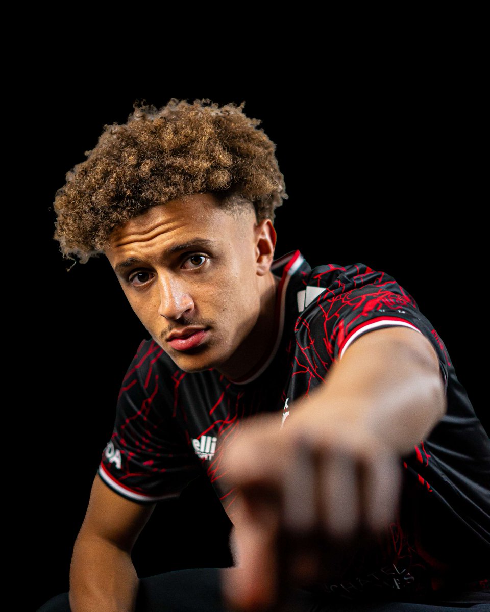 XamaxFCS's tweet image. 🎭

#SangRougeNoir #FDV